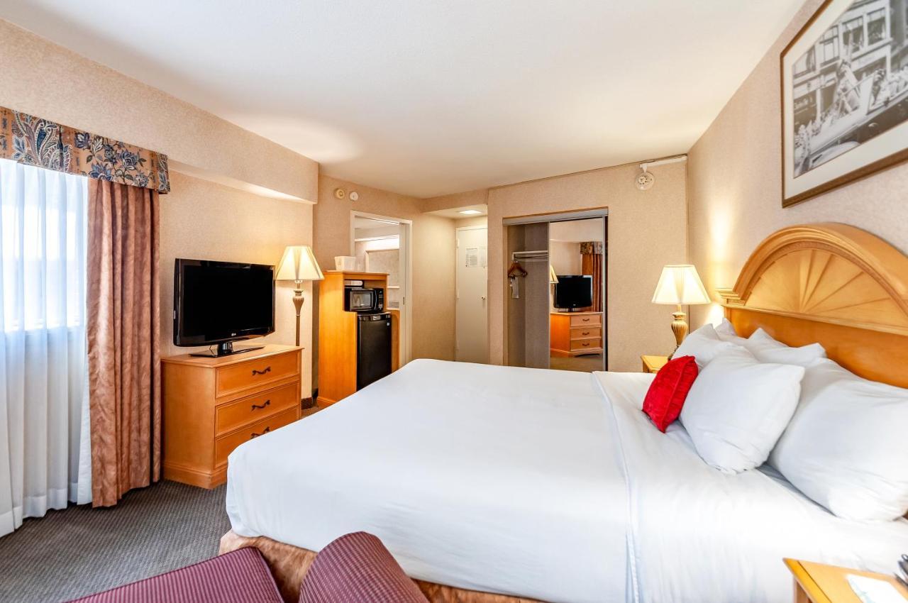 Quality Inn Iwo Jima Arlington Esterno foto